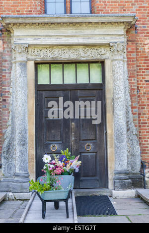 L'Angleterre, Kent, Westerham, Chartwell House, porte avant de Winston Churchill's Home Banque D'Images