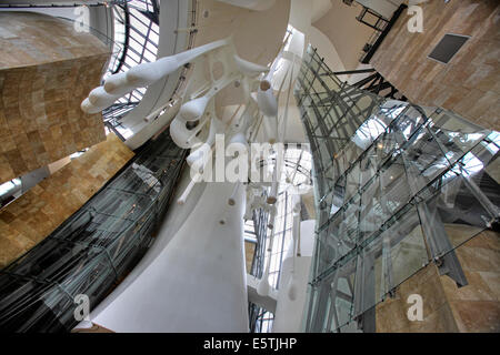 L'intérieur moderne de l'architecture du Musée Guggenheim, Bilbao, Espagne Banque D'Images
