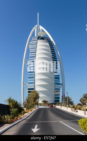 Dubaï, Émirats arabes unis - 7 novembre : une vue générale du premier hôtel de luxe 7 étoiles Burj al Arab 'Tour des arabes" sur novembe Banque D'Images