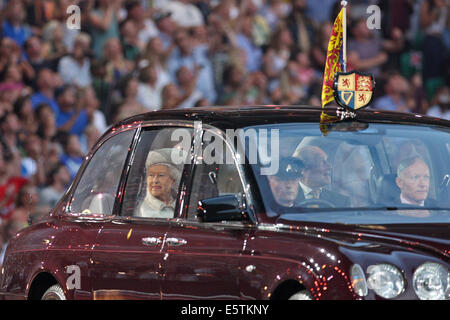 La reine Elizabeth II et le prince Philip à la cérémonie d'ouverture des Jeux du Commonwealth de 2014 à Glasgow. Banque D'Images