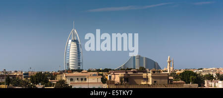 Dubaï, Émirats arabes unis - 3 novembre : une vue générale du premier hôtel de luxe 7 étoiles Burj Al Arab 'Tour des Arabes" sur Novembe Banque D'Images