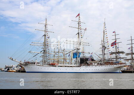 Statsraad Lehmkuhl voilier norvégien au juillet 2014 Tall Ship Races dans Harlingen, Pays-Bas Banque D'Images