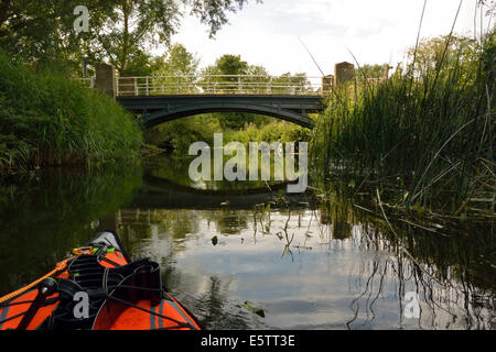 Wormingford Pont sur la rivière Stour, Essex / Suffolk, UK Banque D'Images