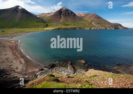 Près de la côte de Borgarfjordur Eystri - Bakkagerdi - est de l'Islande, Islande Banque D'Images