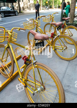 Gramercy Park Hotel de New York, des vélos d'Or Banque D'Images