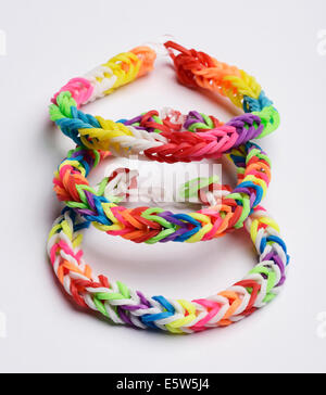 Trois bandes bracelets colorés loom Banque D'Images