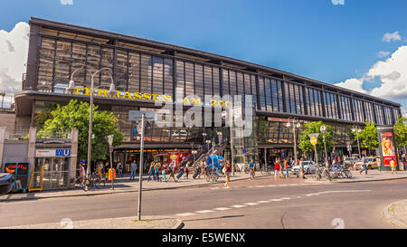 Berlin Zoologischer Garten (Zoo de la gare Bahnhof) Banque D'Images