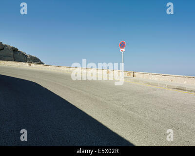 Sur le bord de la route de côte, Majorque, Espagne Banque D'Images