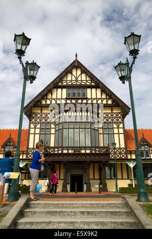 Le Rotorua Musée d'art et d'histoire situé dans le jardins du gouvernement à Rotorua, Bay of Plenty, île du Nord, en Nouvelle-Zélande. Banque D'Images