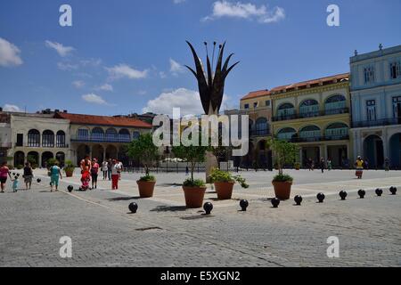 Des bâtiments restaurés, la Plaza Vieja, La Vieille Havane Banque D'Images