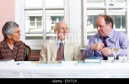 Irma Kurtz, John Carey et James Naughtie Banque D'Images