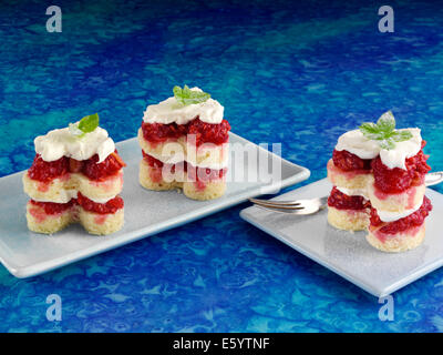 Amande gâteau framboisier bliss Banque D'Images