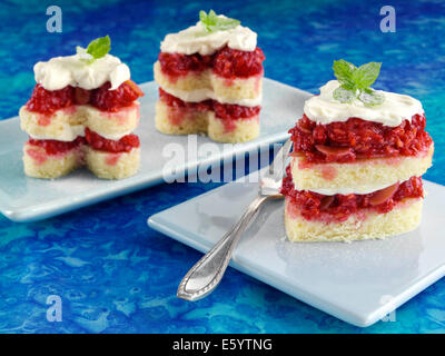 Amande gâteau framboisier bliss Banque D'Images