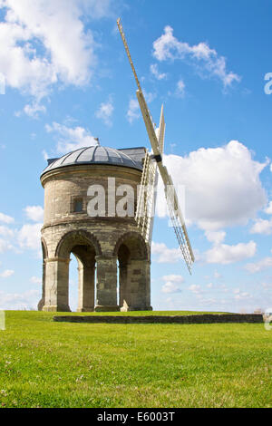 De près de l'ancien moulin à vent de Chesterton, Warwickshire, Royaume-Uni. Banque D'Images