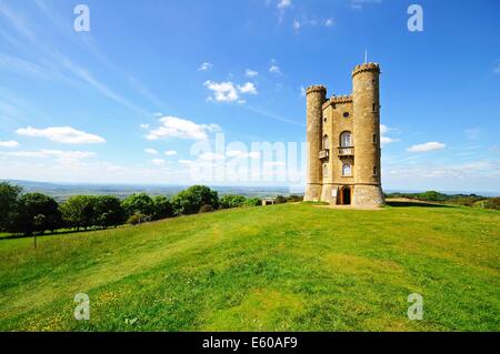 Sur Broadway Broadway Tower Hill, près de Broadway, Worcestershire, Angleterre, Royaume-Uni, Europe de l'Ouest. Banque D'Images