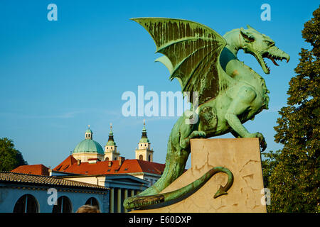 La Slovénie, Ljubljana, Ljubljana Castle et St Nicholas church Banque D'Images