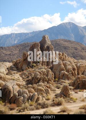 Le film chez Alabama Hills, près de Lone Pine, en Californie. Le site a été utilisé comme toile de fond à de nombreux films de l'ouest Banque D'Images