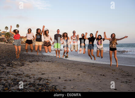 Les jeunes adultes, adolescents, Capistrano Beach, alias Capo Beach, ville de Dana Point, l'Orange County, California, United States