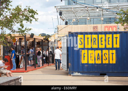 Londres, Angleterre - 9 août 2014 La puissance de Sumner et Street Festival Fête au Battersea Power Station Banque D'Images