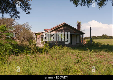 États du sud de la Floride centrale abandonnée bien résidentiel Banque D'Images