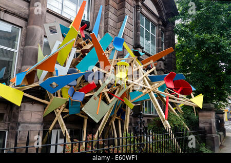 Virus, une installation par l'artiste mexicain Antonio O'Connell à Summerhall à Édimbourg dans le cadre du Festival d'Edimbourg. Banque D'Images