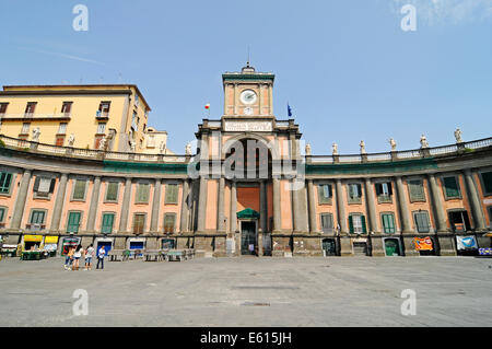 Convitto Nazionale Vittorio Emanuele, l'école secondaire pour les langues classiques, la place Piazza Dante, Naples, Campanie, Italie Banque D'Images