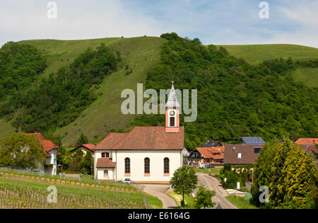 Église Saint Romanus, Alt-Vogtsburg Badberg, réserve naturelle à l'arrière, Vogtsburg im Kaiserstuhl, Bade-Wurtemberg, Allemagne Banque D'Images