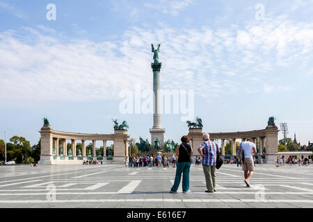 La Place des Héros, Hösök tere, avec Millennium Memorial, Budapest, Hongrie Banque D'Images