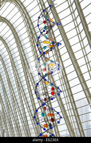 Monument de l'hélice de l'ADN dans le Musée des sciences, Cité des Arts et des Sciences, Valence, Espagne Banque D'Images