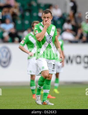 Wolfsburg, Allemagne. 10e Août, 2014. Ivica Olic de Wolfsburg en action au cours de la test-match de soccer entre VfL Wolfsburg et l'Atletico Madrid chez Volkswagen Arena de Wolfsburg, Allemagne, 10 août 2014. Photo : Thomas Eisenhuth/dpa/Alamy Live News Banque D'Images