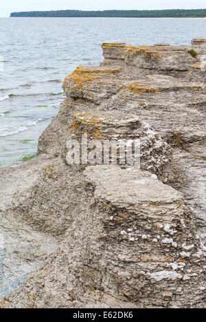 Les piles de la mer au bord de mer Banque D'Images