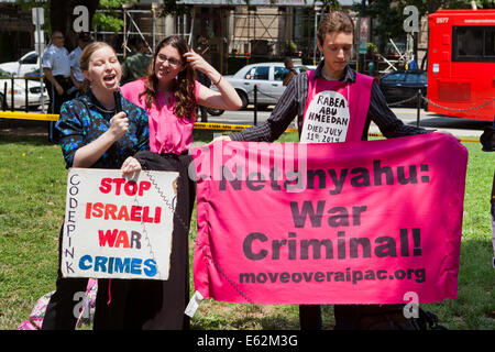 CodePink la tenue d'un rassemblement pro-Palestine - Washington, DC USA Banque D'Images