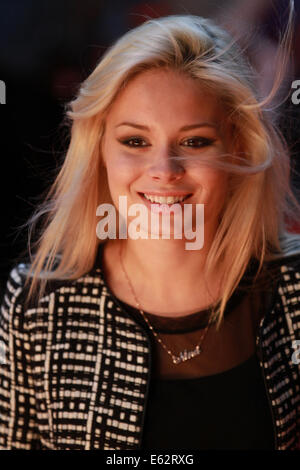 Londres, Royaume-Uni, le 12 août 2014. Nina Nesbitt assiste à la première UK de ce que si, à l'Odeon West End à Londres, Royaume-Uni. Banque D'Images