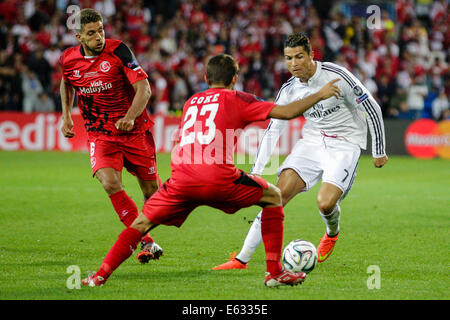 Cardiff, Pays de Galles. 12e Août, 2014. Super Coupe de l'UEFA. Real Madrid CF v FC Séville. Le Real Madrid Cristiano Ronaldo en action : Action Crédit Plus Sport/Alamy Live News Banque D'Images