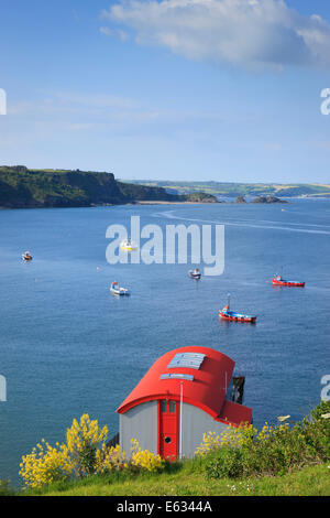 La vue depuis la colline du Château Tenby, Pembrokeshire Wales Banque D'Images