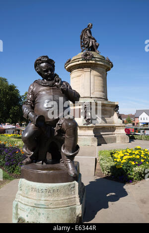 Monument de Shakespeare, Stratford-upon-Avon, Warwickshire, Angleterre, Royaume-Uni, Europe Banque D'Images