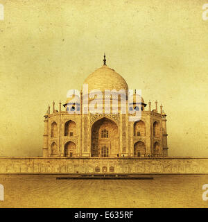 Image Vintage du Taj Mahal au lever du soleil, Agra, Inde Banque D'Images