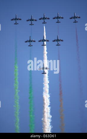 L'équipe acrobatique italienne Frecce Tricolori effectuer au spectacle aérien international de Rome le 3 juin 2012 à rome Banque D'Images