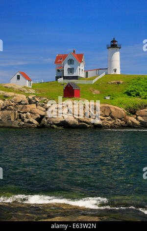 Cape Neddick Lighthouse, Nubble Light, York Beach, Maine, USA Banque D'Images