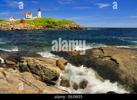 Cape Neddick Lighthouse, Nubble Light, York Beach, Maine, USA Banque D'Images