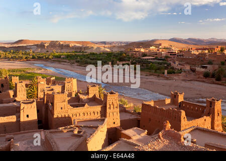 Le Maroc, Haut Atlas, Ait Ben Haddou Ksar classé au patrimoine mondial par l'UNESCO Banque D'Images