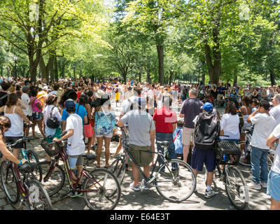 Les foules à Central Park, NYC Banque D'Images