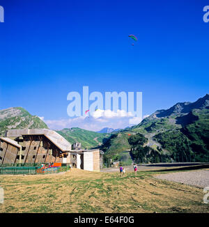 La station de Morzine Savoie Alpes France Banque D'Images