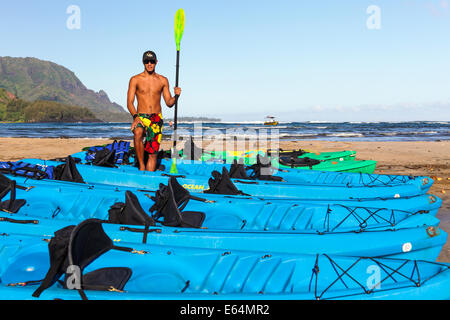 Guide de Kayak Hanalei, Kauai en Banque D'Images