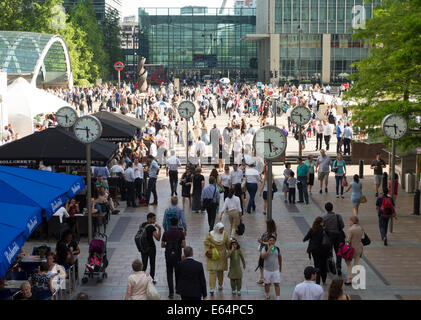 L'heure de pointe du soir - Canary Wharf - Londres Banque D'Images