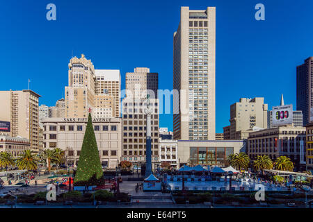 Union Square avec arbre de Noël et patinoire, San Francisco, California, USA Banque D'Images