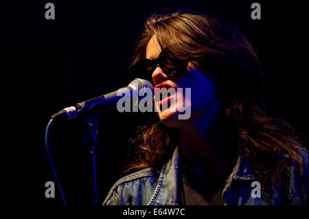 Hong Kong. 14e Août, 2014. Sky Ferreira exécute vivent à Hong Kong le 14 août 2014 à Kitec Exhibition Centre à Hong Kong. Banque D'Images