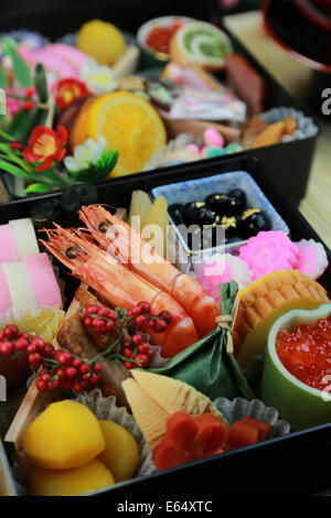 Osechi (Nouvel An japonais traditionnels aliments) Banque D'Images