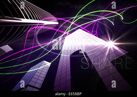 La lumière pourpre au dessus des gratte-ciel Banque D'Images