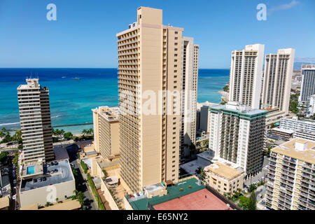 Honolulu Hawaii,Oahu,Hawaiian,Waikiki Beach,Pacific Ocean,Resort,High Rise,building,hôtels,condominiums,USA,US,Etats-Unis,Etats-Unis,Amérique Polynéesi Banque D'Images